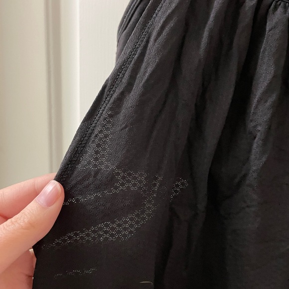 Lululemon Tank Top - Picture 5 of 6